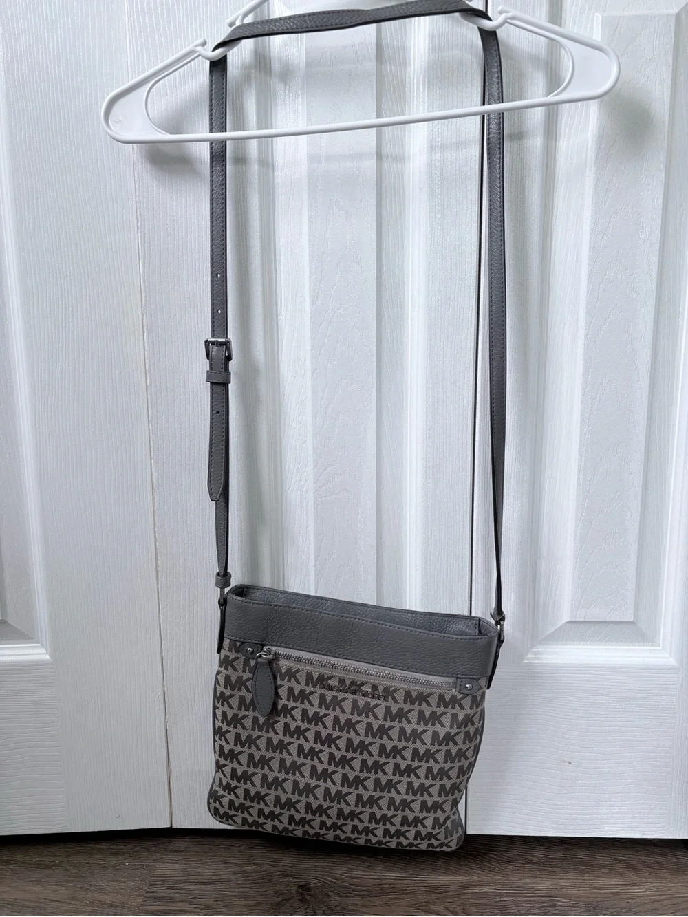Michael Kors Gray MK Signature Messenger Crossbody